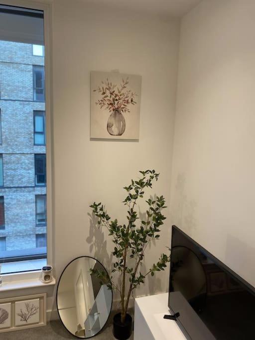 Central Manchester-1Br Apartment Free Parking-Cinema Room 外观 照片